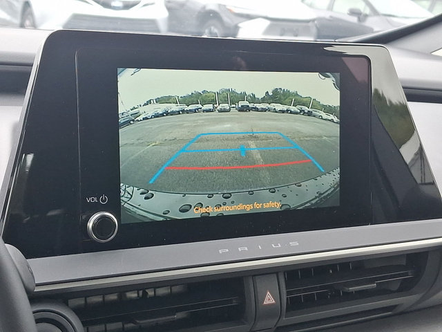 Used 2025 Toyota Prius LE FWD image 15
