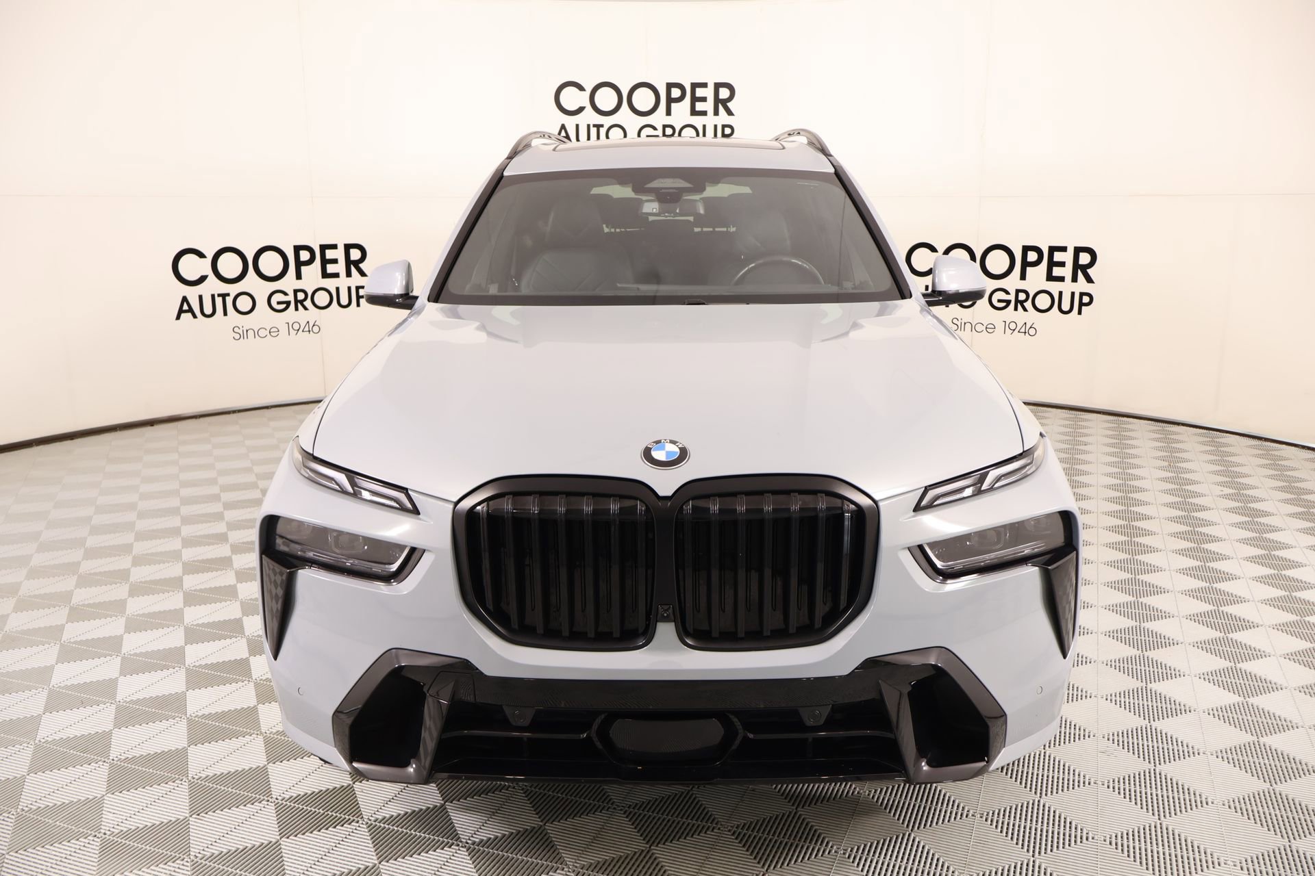 Used 2026 BMW X7 xDrive40i AWD/4WD image 9