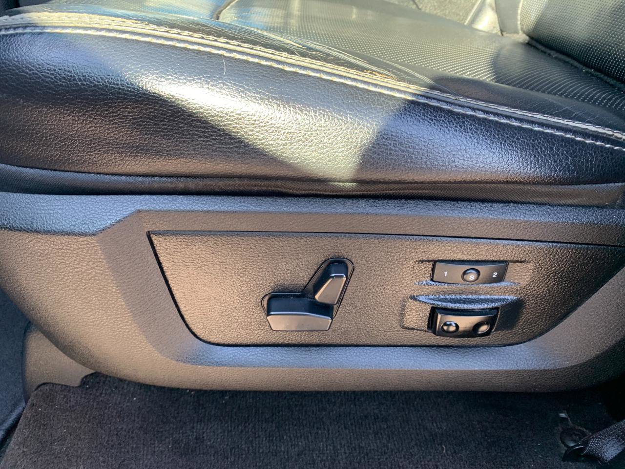 Used 2017 RAM 1500 Laramie w/ Convenience Group image 14