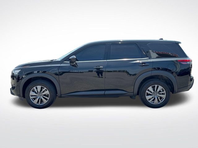 Used 2024 Nissan Pathfinder S AWD/4WD image 2