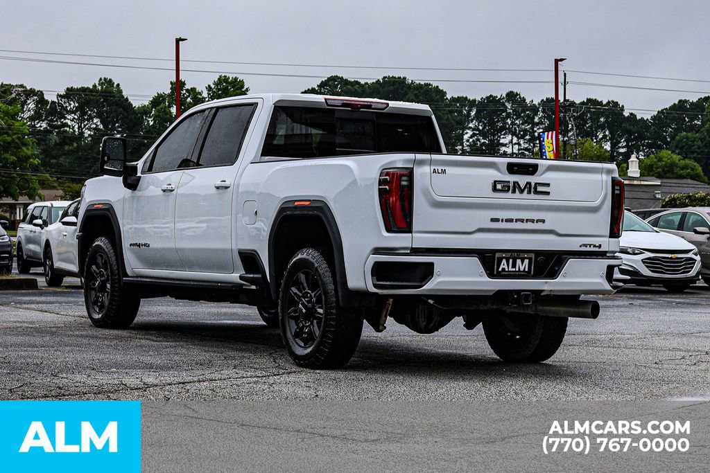 Used 2025 GMC Sierra 2500 AT4 w/ Technology Package AWD/4WD image 7