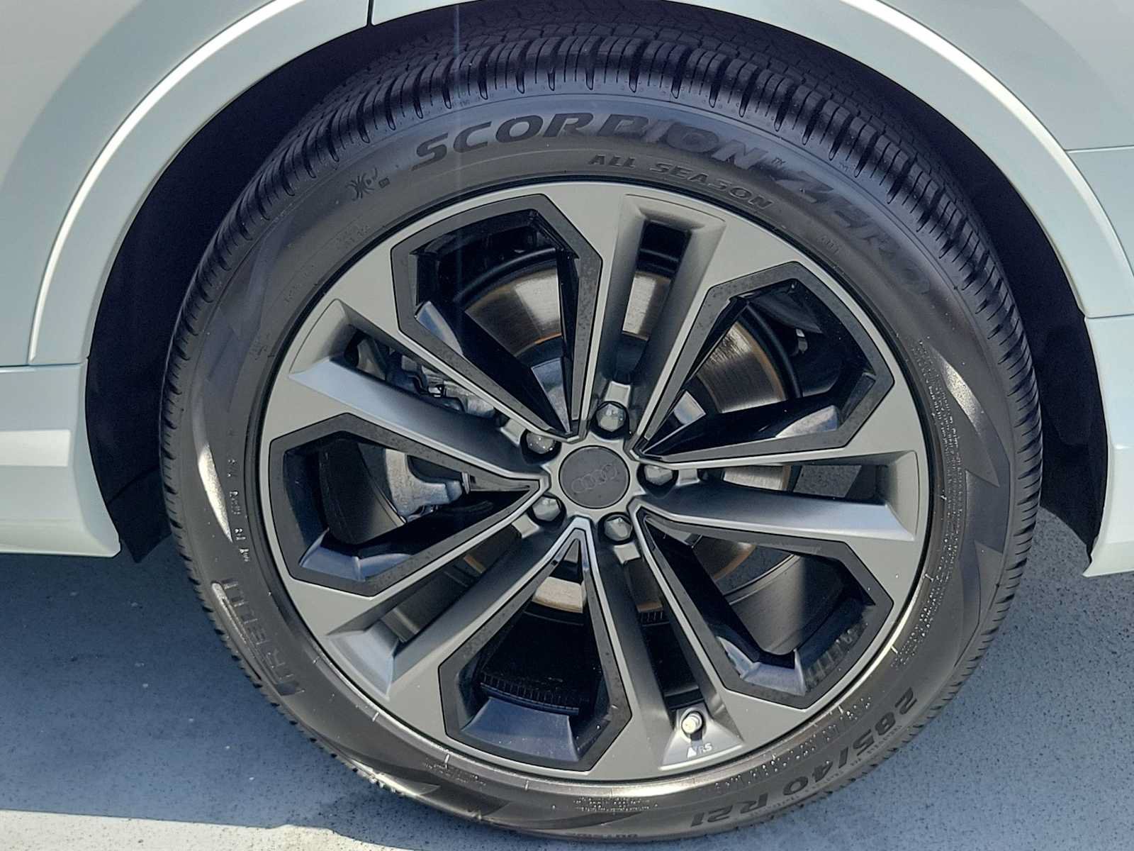 Certified 2026 Audi Q7 3.0T Prestige AWD/4WD image 12