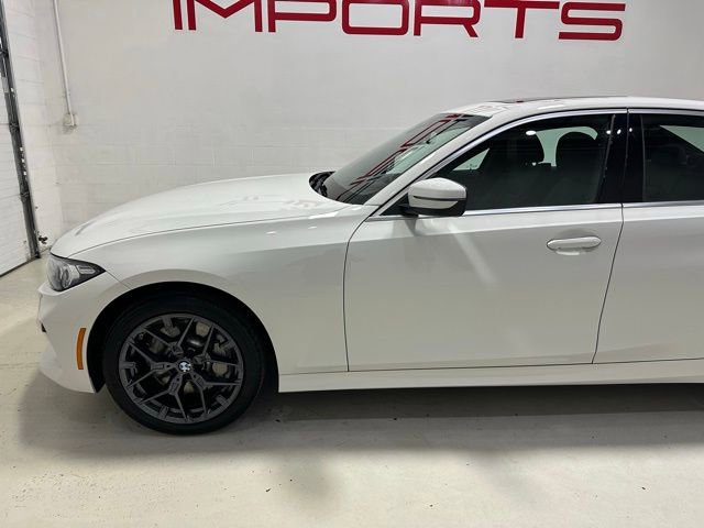Used 2025 BMW 330i xDrive Sedan w/ Premium Package image 5