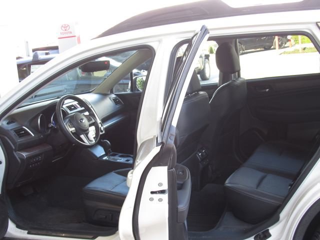 Used 2017 Subaru Outback 2.5i Limited image 14