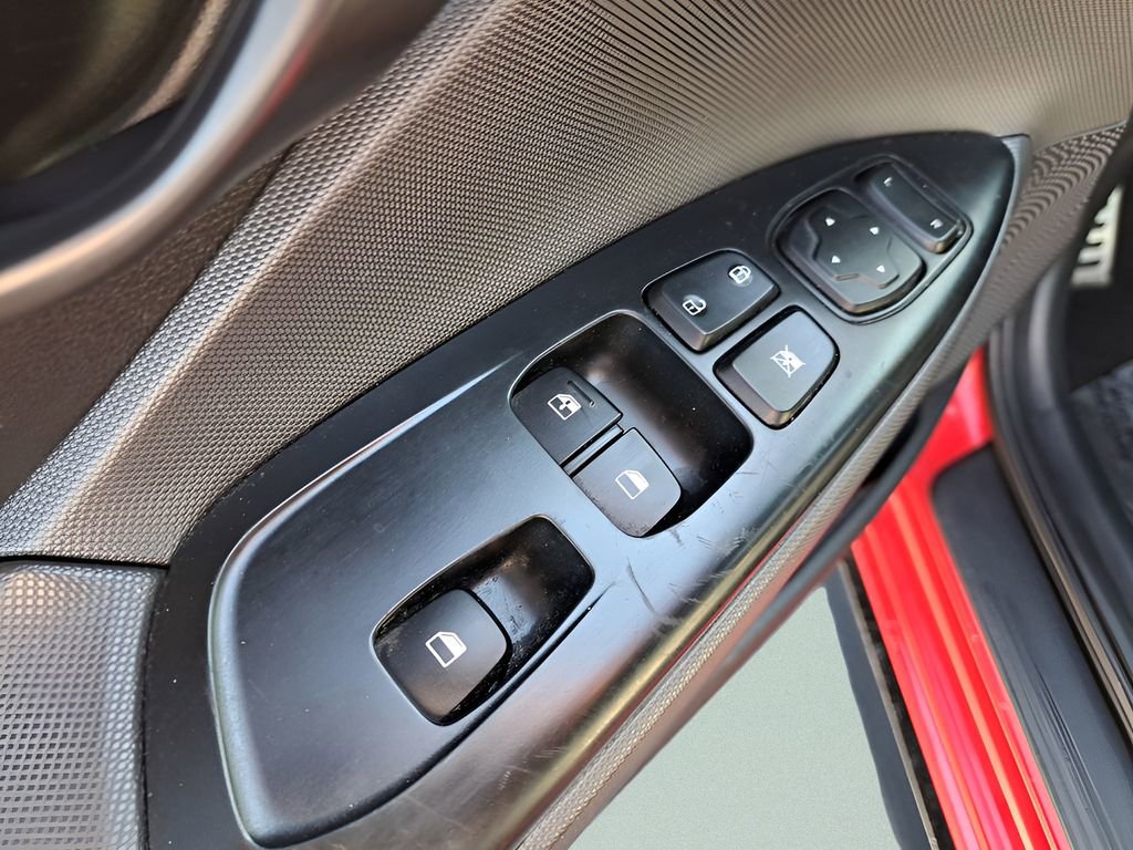 Used 2020 Hyundai Veloster Turbo Ultimate image 8