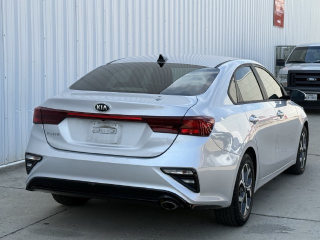 Used 2021 Kia Forte LXS FWD image 4