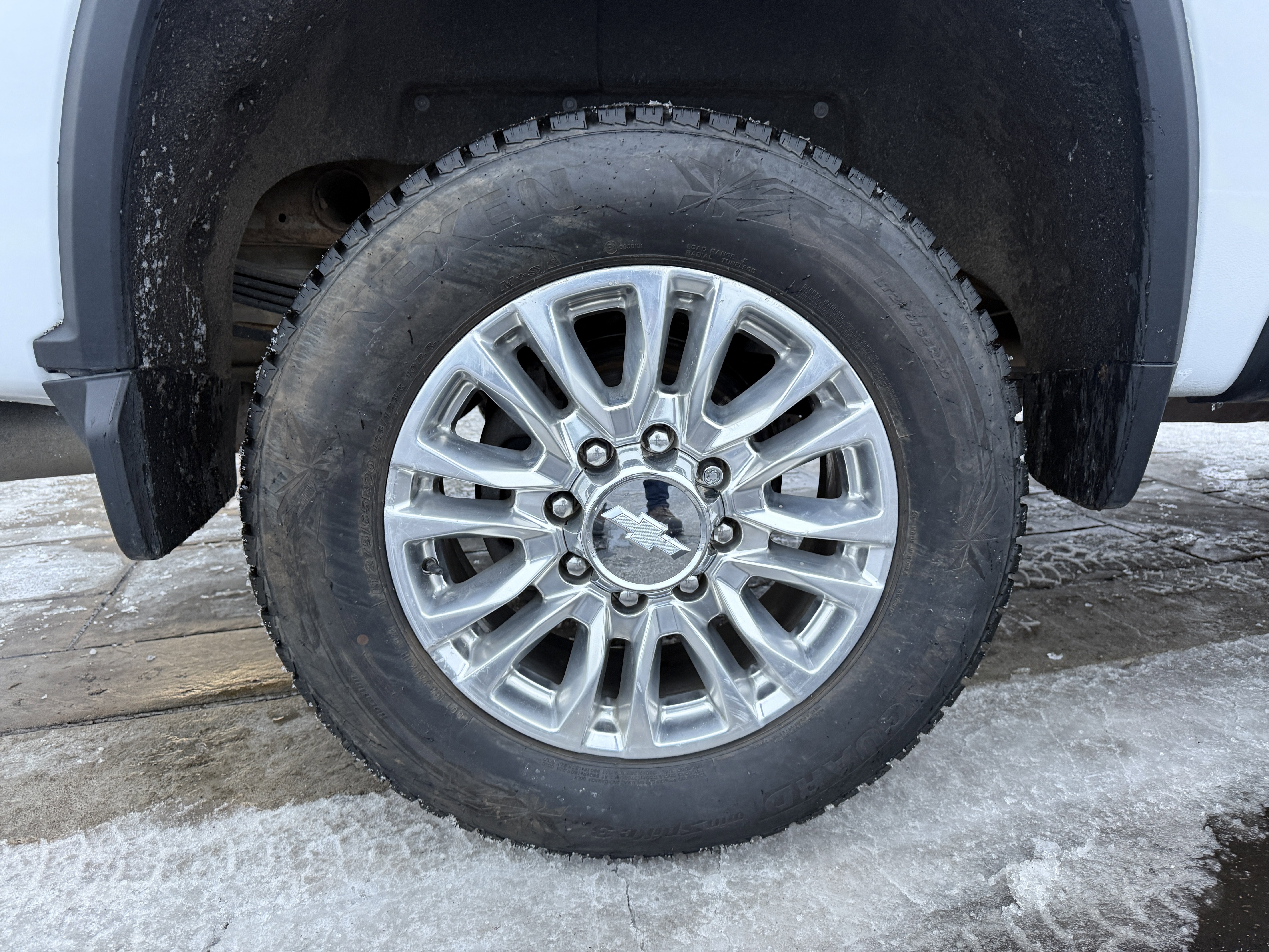 Used 2020 Chevrolet Silverado 2500 High Country image 26