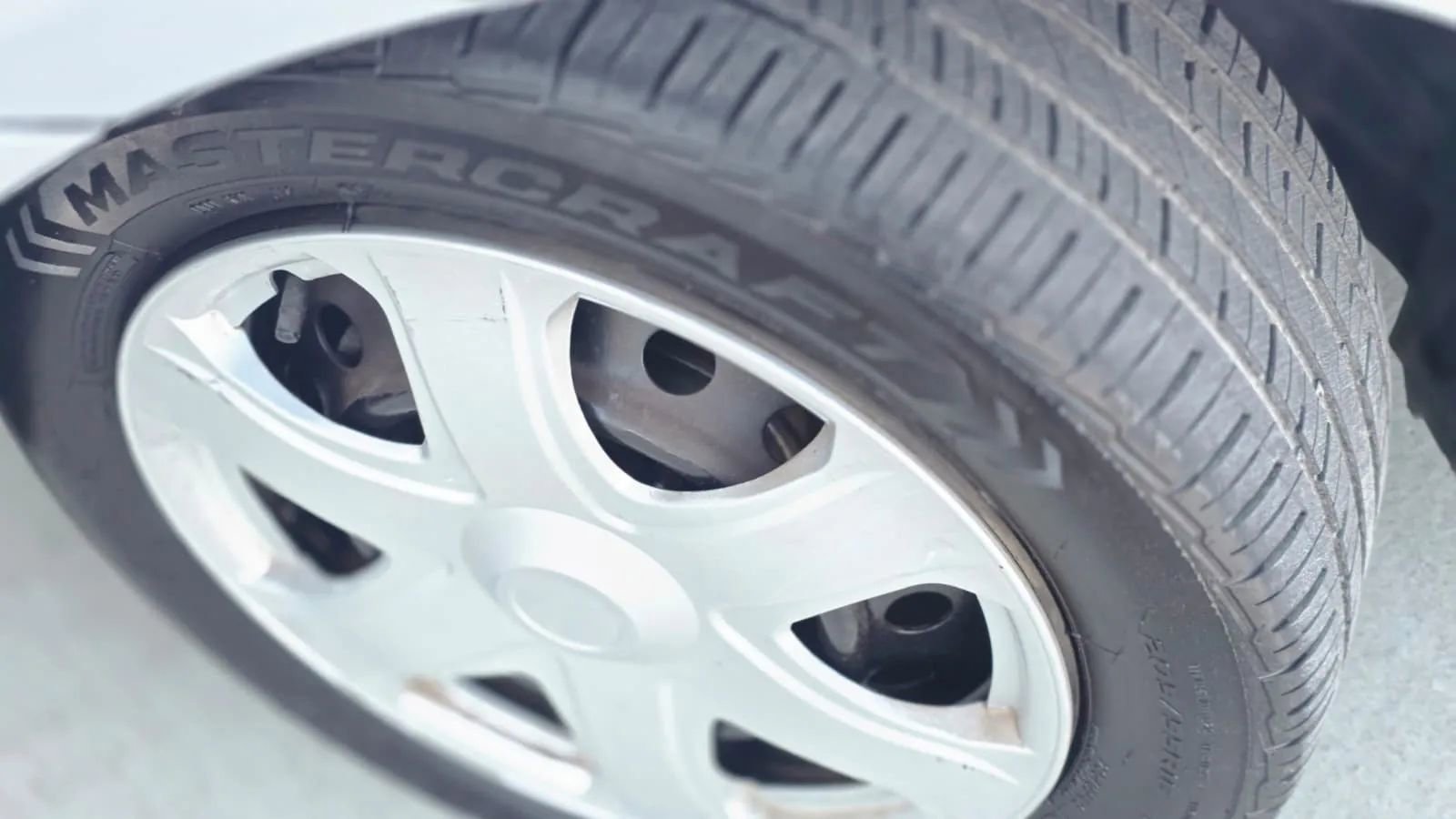 Used 2006 Toyota Matrix XR image 16
