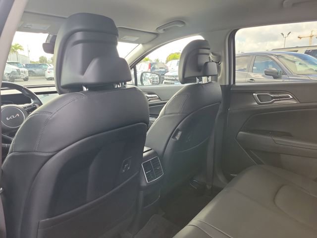 Used 2023 Kia Sportage EX image 10