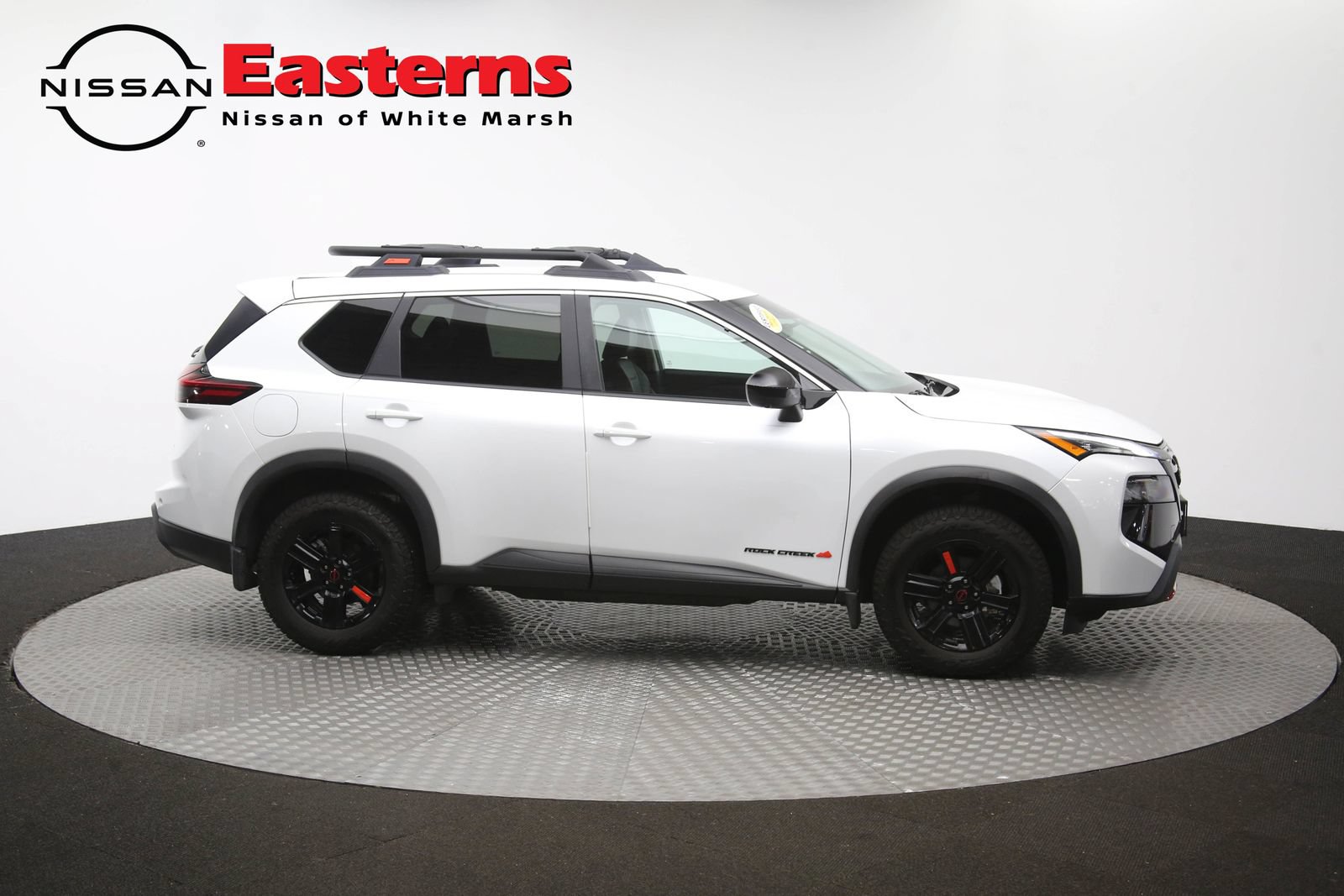 Used 2025 Nissan Rogue SV AWD/4WD image 44