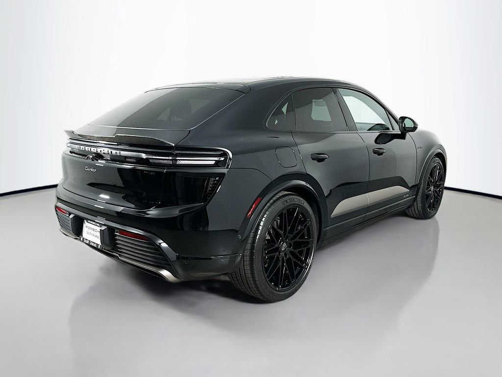 Used 2025 Porsche Macan Turbo Electric image 9