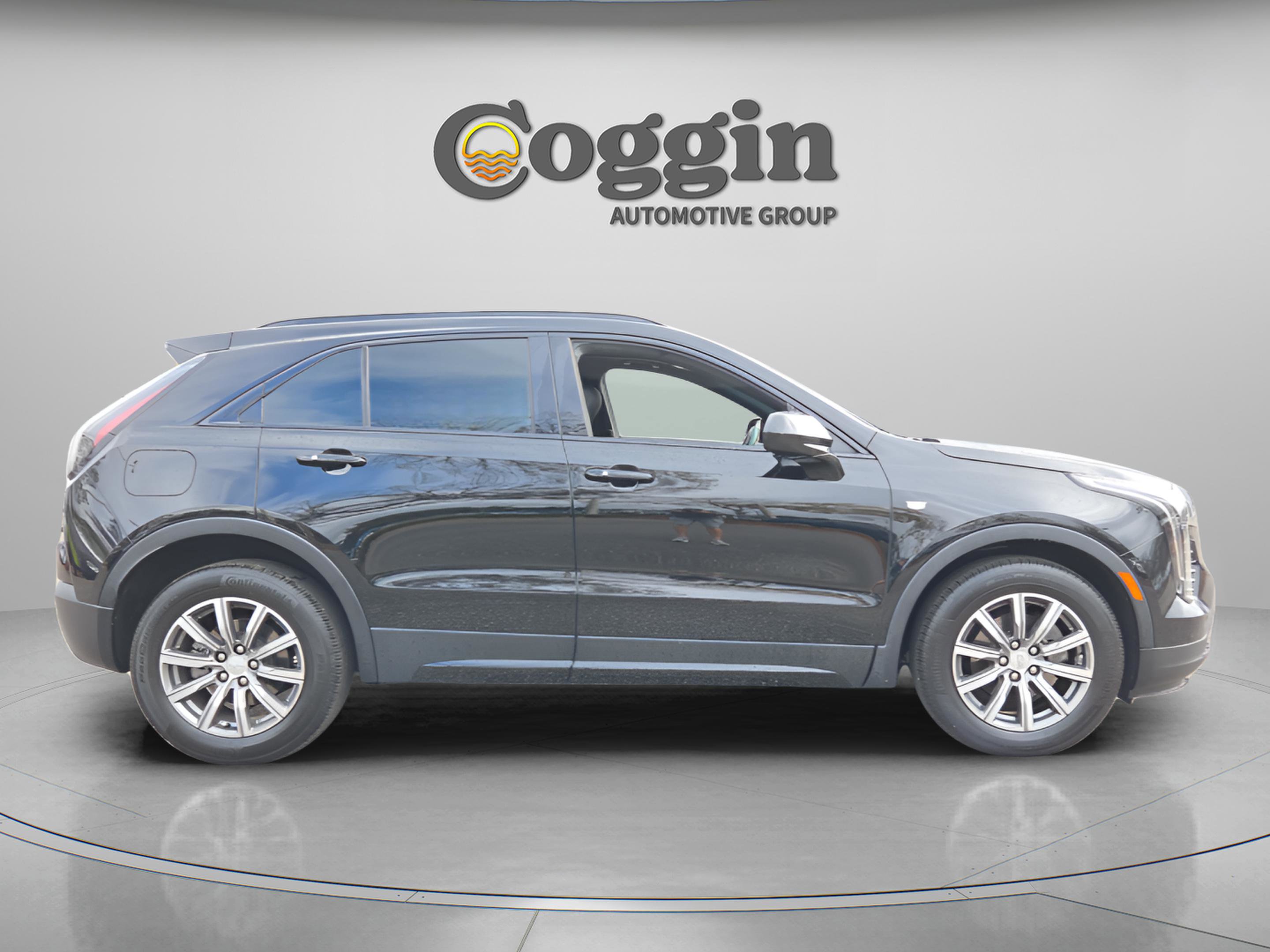 Used 2020 Cadillac XT4 Sport w/ Driver Awareness Package image 7