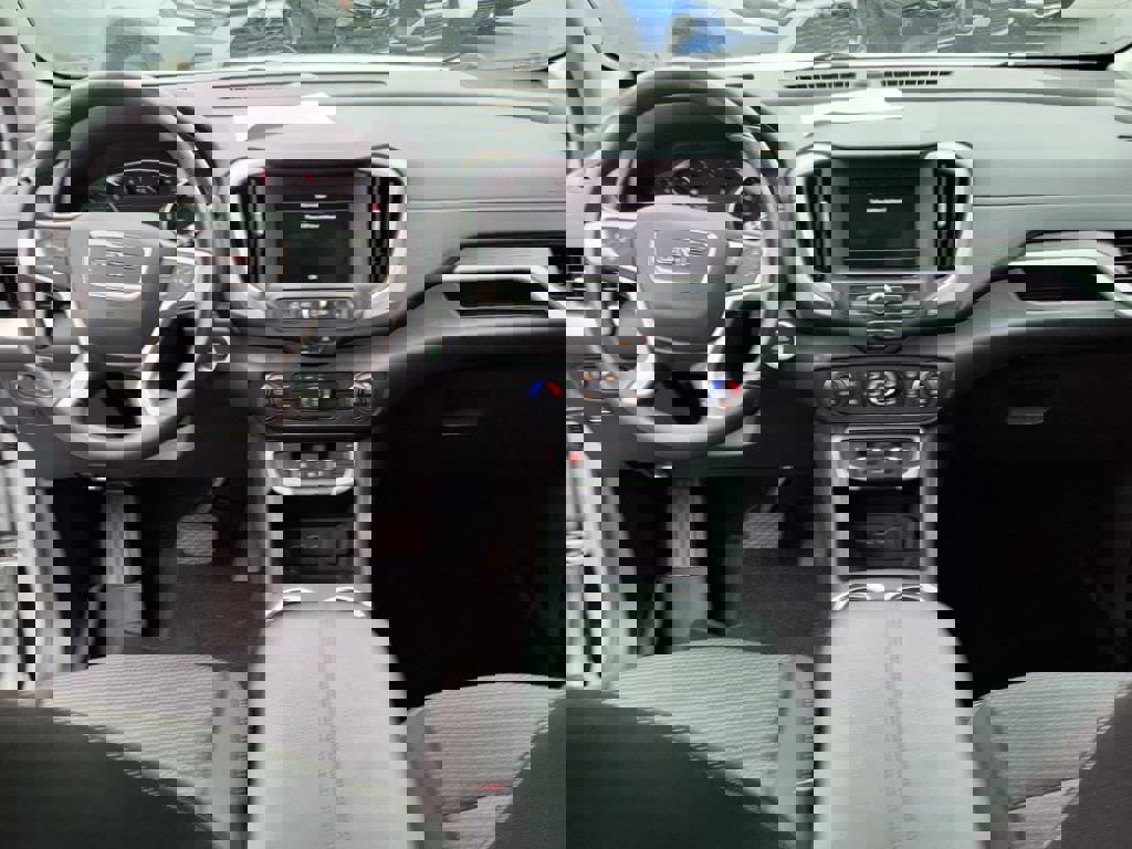 Used 2022 GMC Terrain SLE w/ Driver Convenience Package image 7