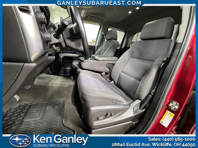 Used 2018 Chevrolet Silverado 1500 LT w/ All Star Edition image 19