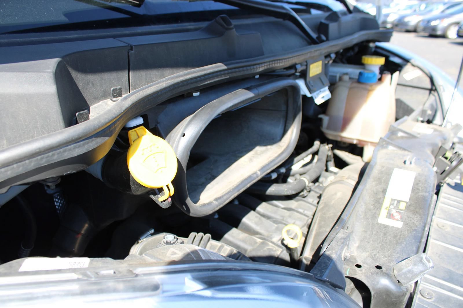 Used 2024 RAM ProMaster 2500 w/ Safety Group FWD image 22