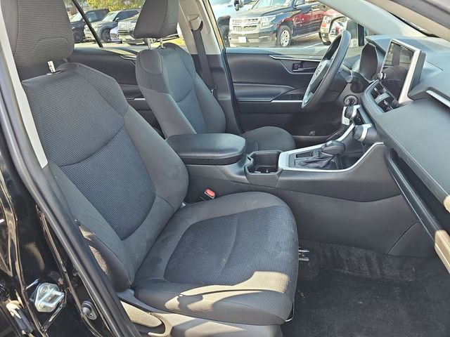 Used 2023 Toyota RAV4 LE image 10