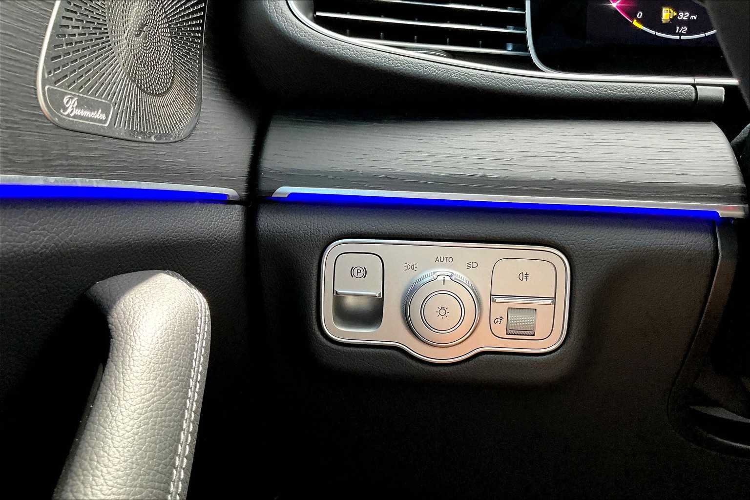 New 2026 Mercedes-Benz GLE 450e 4MATIC image 13