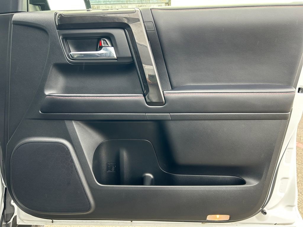 Used 2024 Toyota 4Runner TRD Off-Road Premium image 25