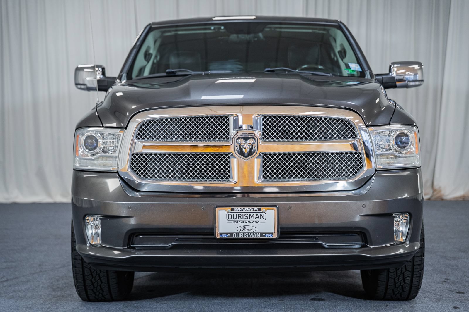 Used 2015 RAM 1500 Limited AWD/4WD image 2