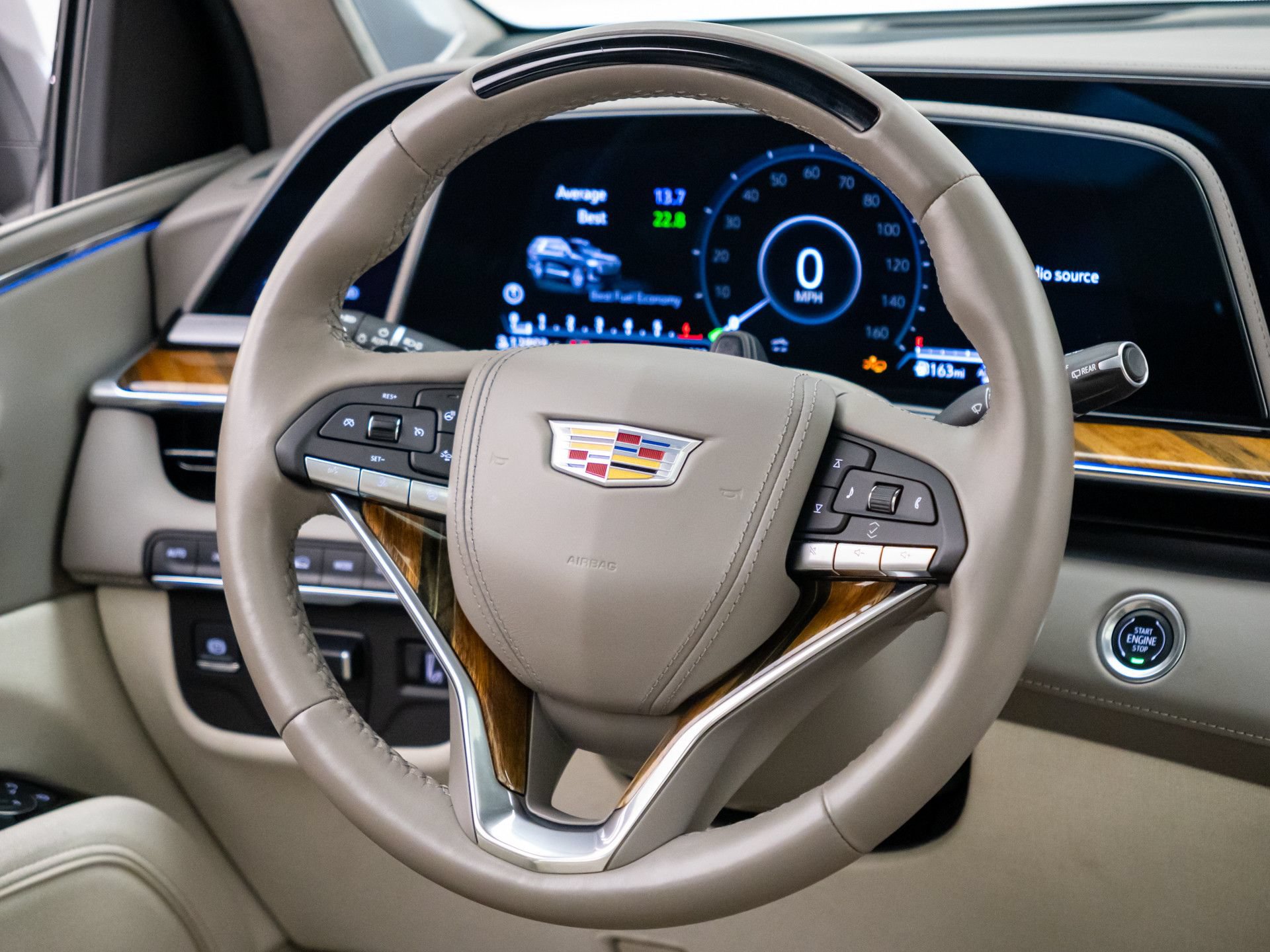 Used 2024 Cadillac Escalade Sport Platinum w/ LPO, ONYX Package AWD/4WD image 12
