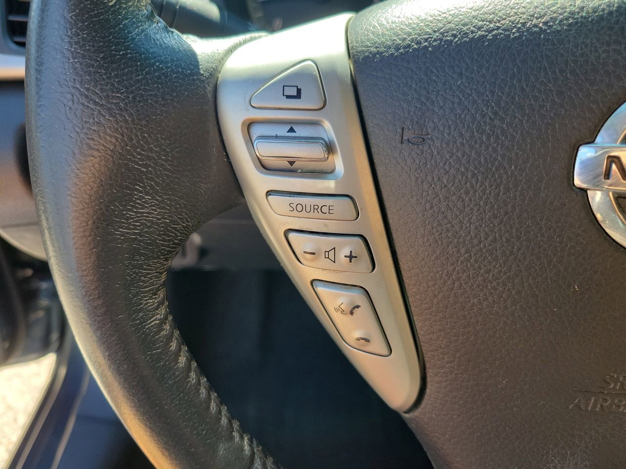 Used 2015 Nissan Sentra SL w/ Navigation Package FWD image 19