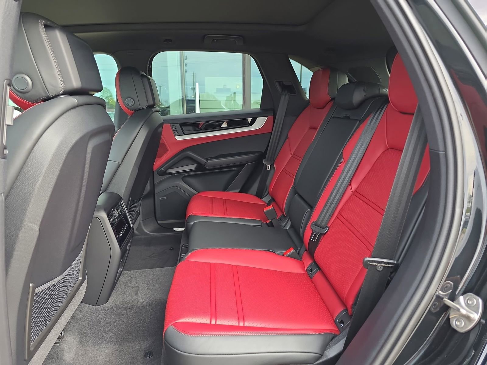 New 2026 Porsche Cayenne S image 23