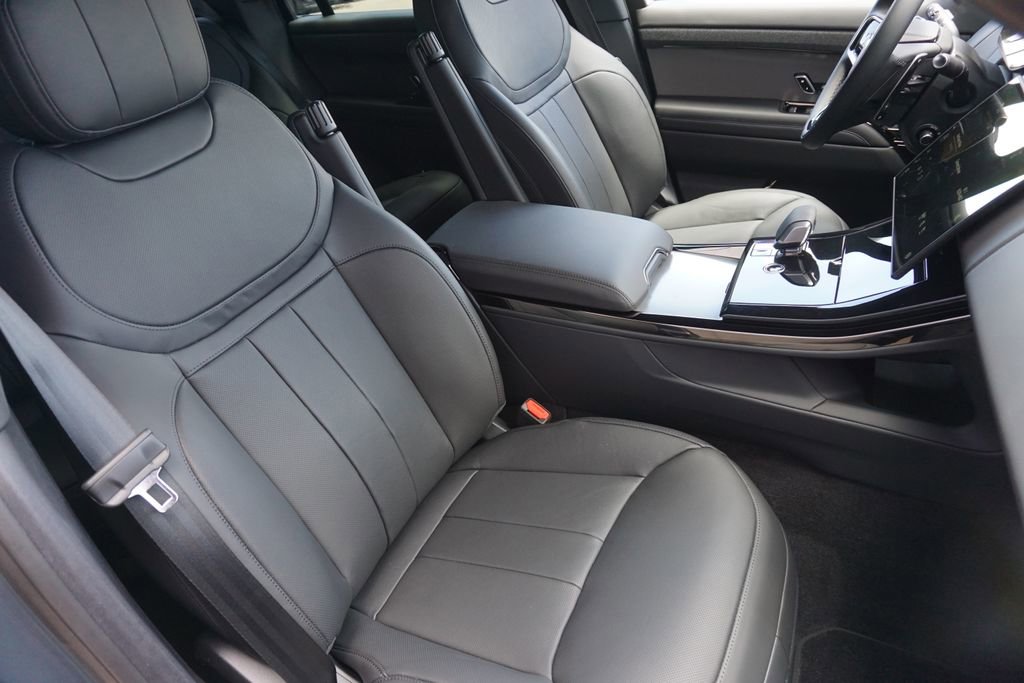 New 2025 Land Rover Range Rover Sport Dynamic SE image 24