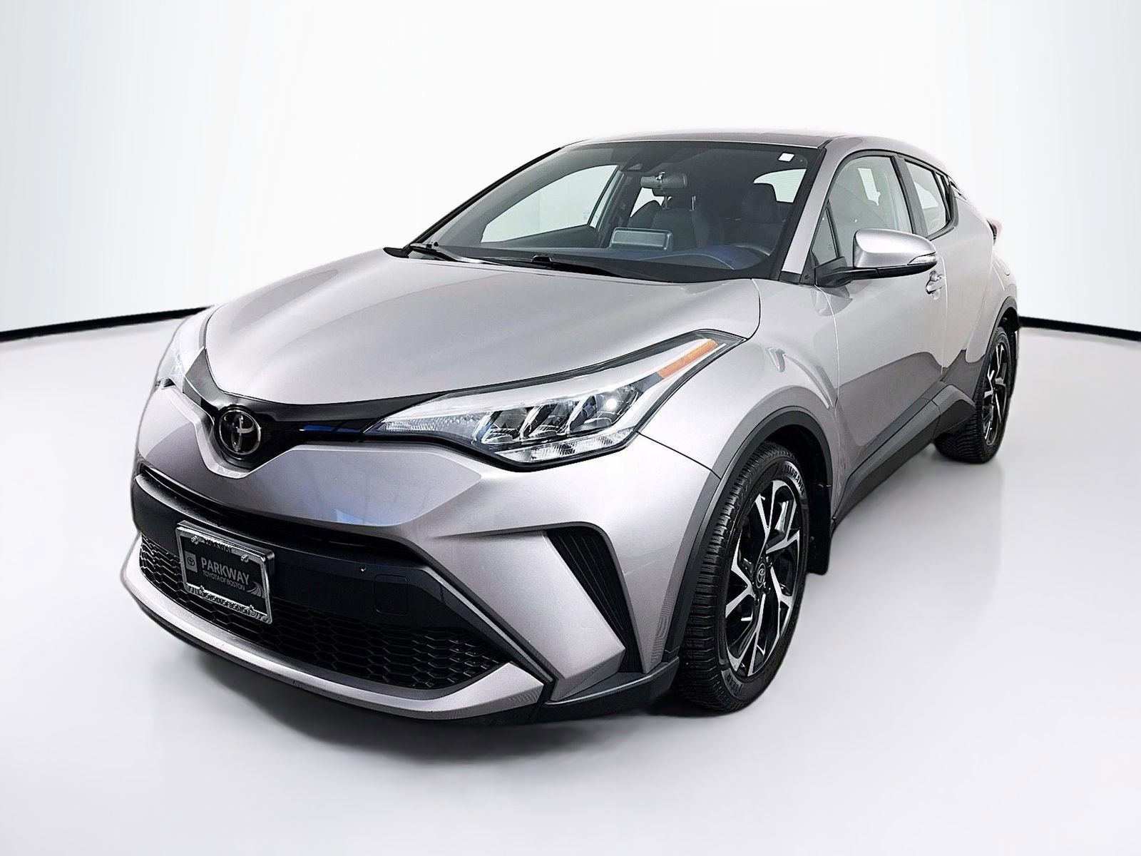 Certified 2020 Toyota C-HR XLE image 3