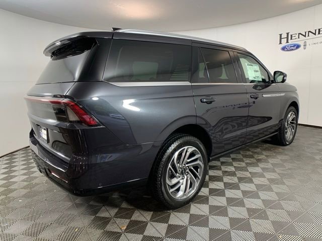 New 2025 Lincoln Navigator Reserve image 8