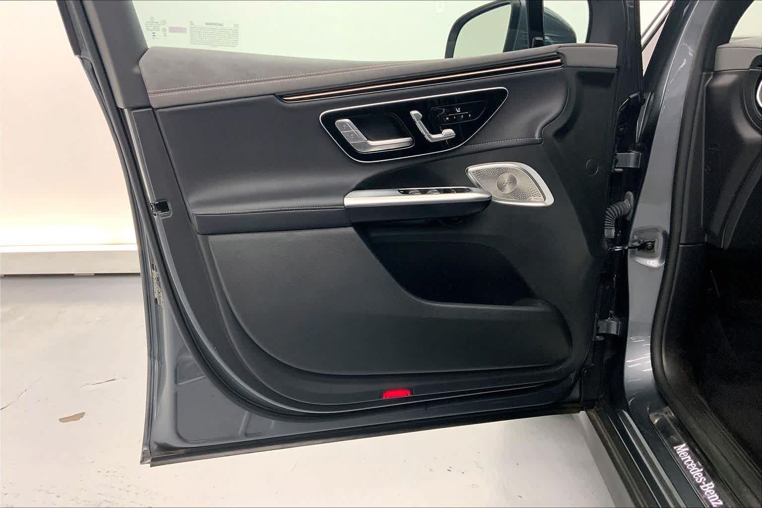Certified 2023 Mercedes-Benz EQE 350+ SUV image 19