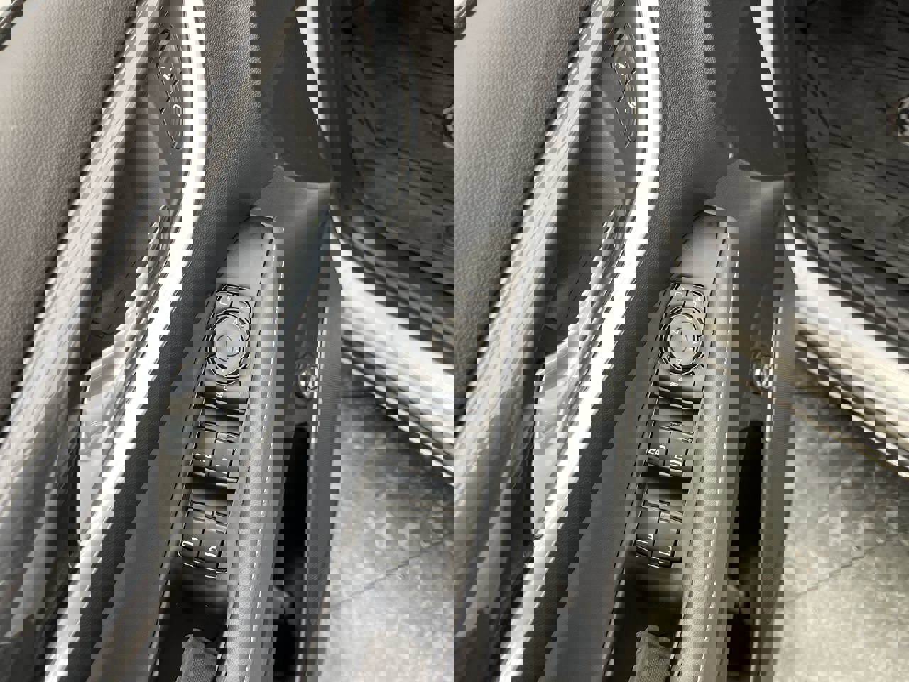 Certified 2024 Buick Enclave Essence w/ Experience Buick Package image 9