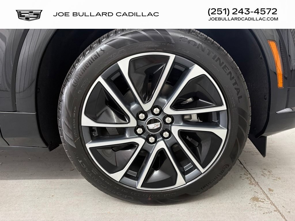 New 2027 Cadillac Optiq Sport w/ LPO, Floor Liner Package AWD/4WD image 9