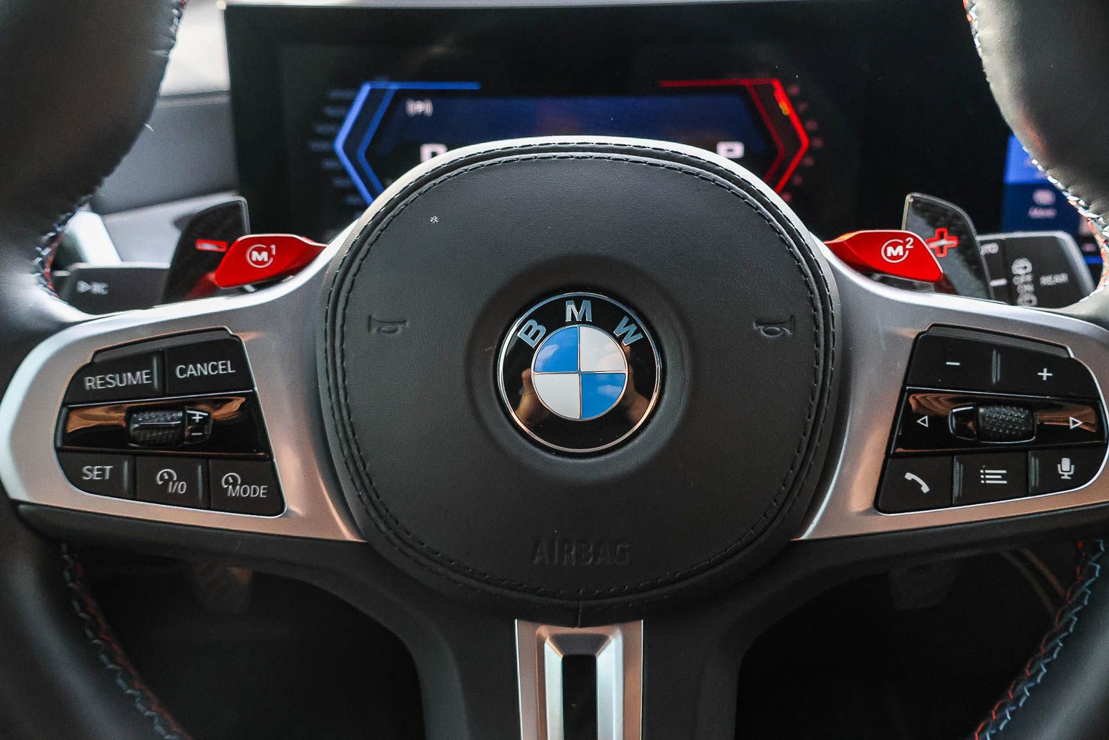 Used 2025 BMW X5 M Competition w/ Executive Package image 36