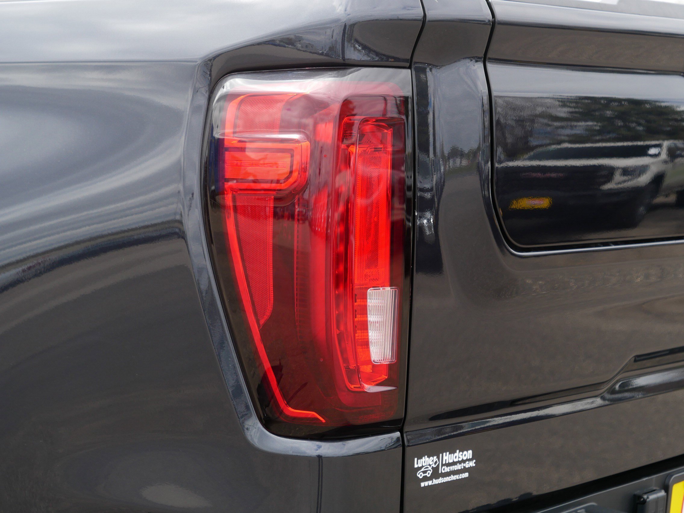 Used 2023 GMC Sierra 1500 AT4 w/ AT4 Preferred Package AWD/4WD image 17