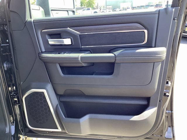 New 2026 RAM 2500 Laramie w/ Sport Appearance Package AWD/4WD image 45