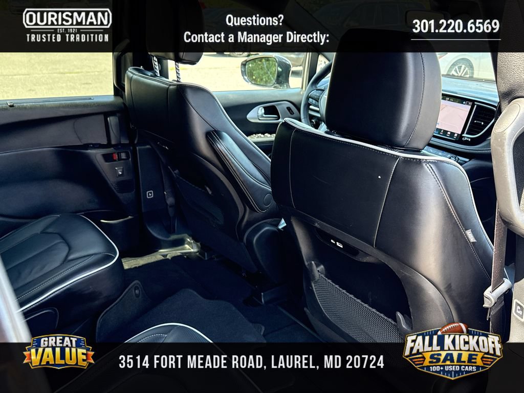 Used 2025 Chrysler Pacifica Limited FWD image 16