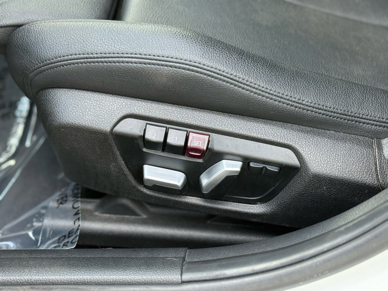 Used 2017 BMW 330i Sedan image 17