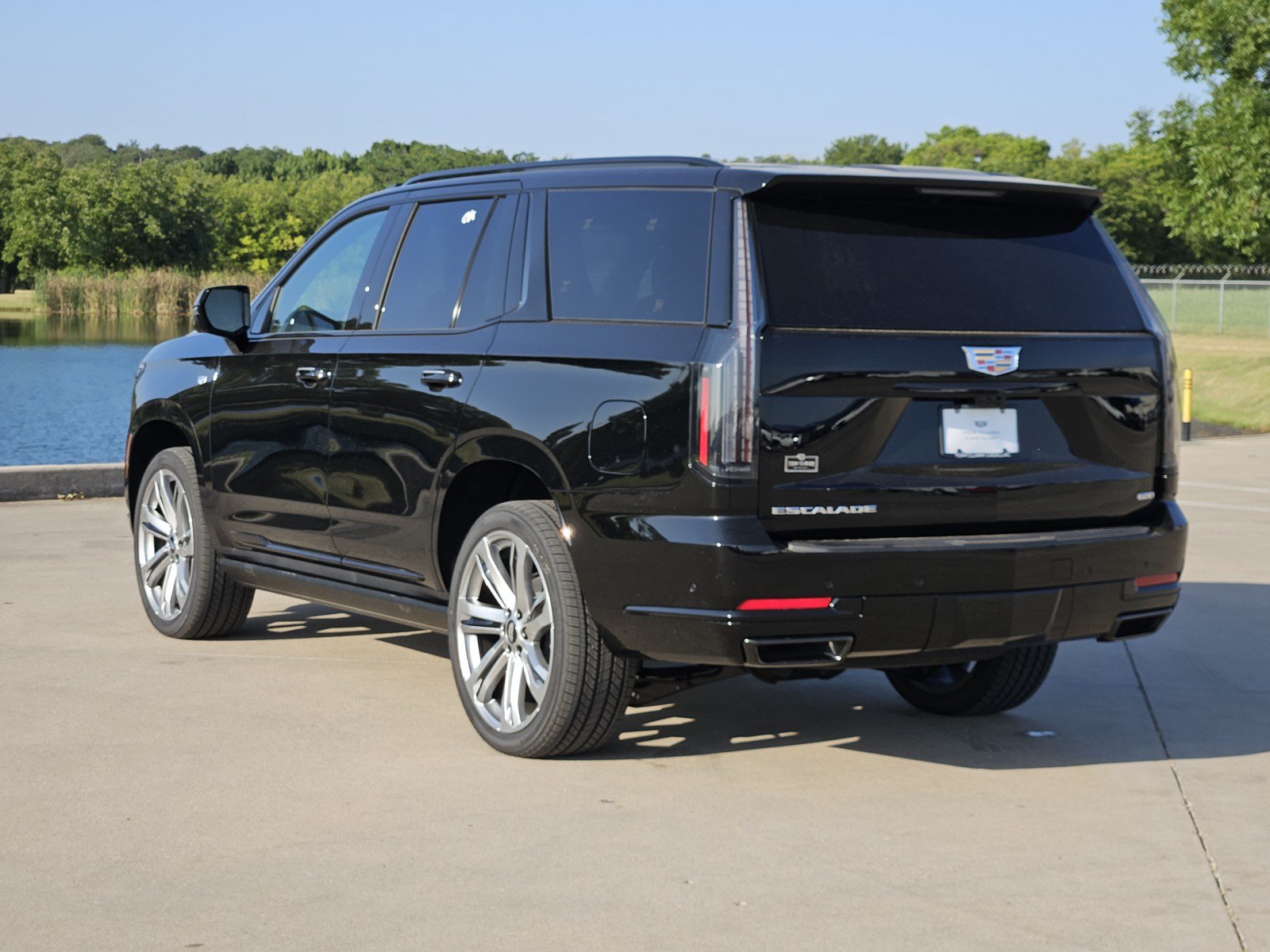 New 2026 Cadillac Escalade Sport w/ Touring Package AWD/4WD image 4