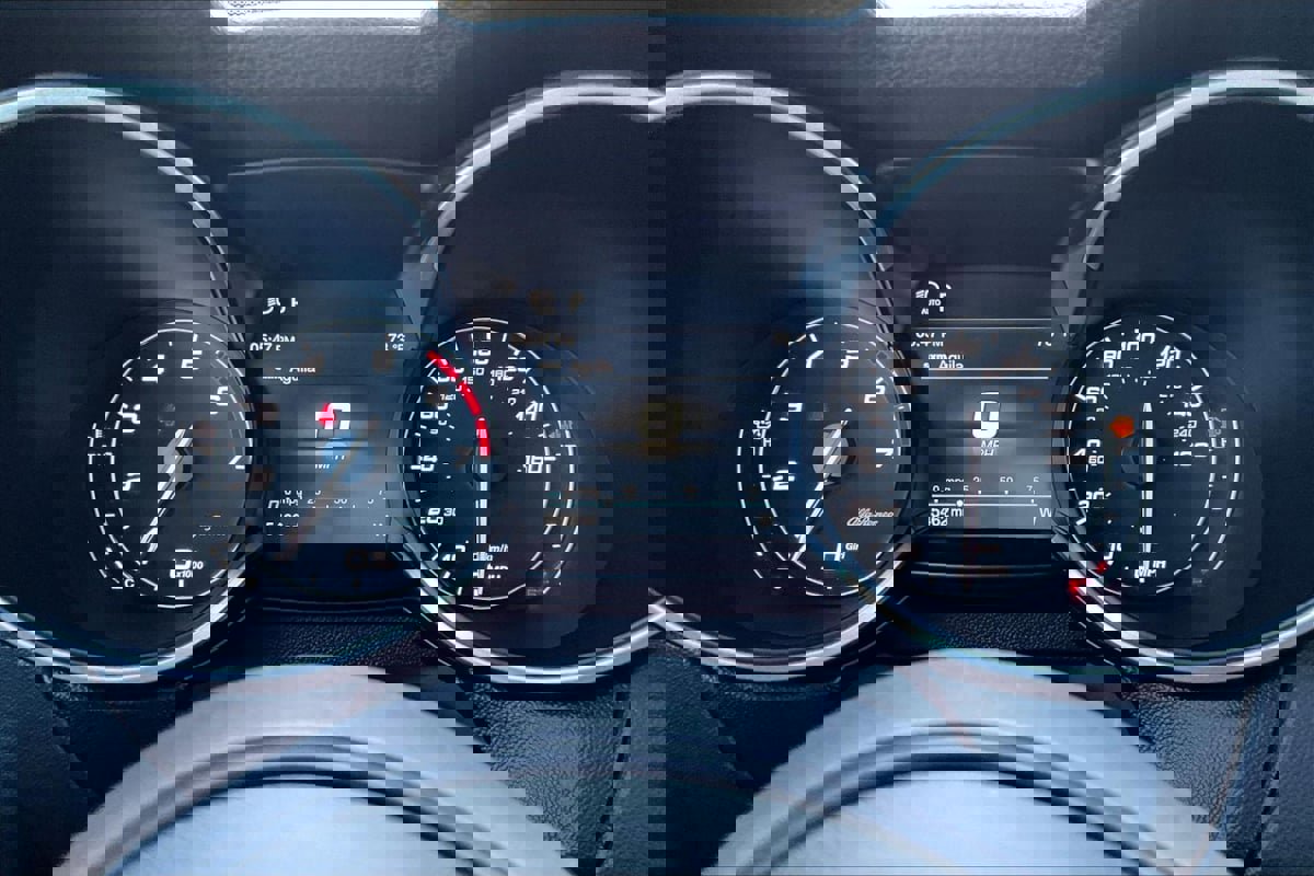 Used 2022 Alfa Romeo Stelvio Ti image 21