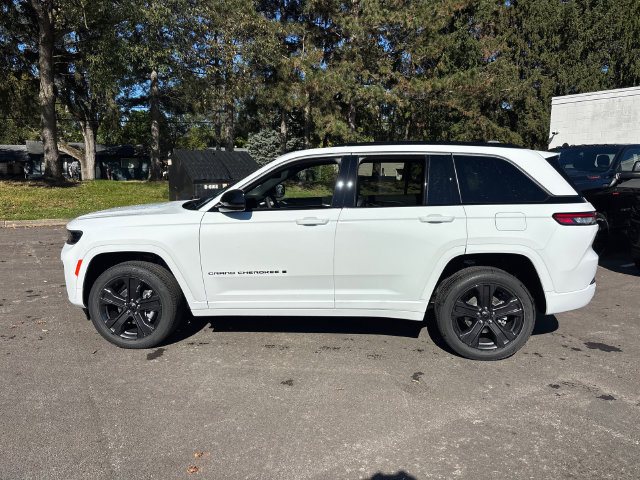New 2027 Jeep Grand Cherokee Limited AWD/4WD image 7