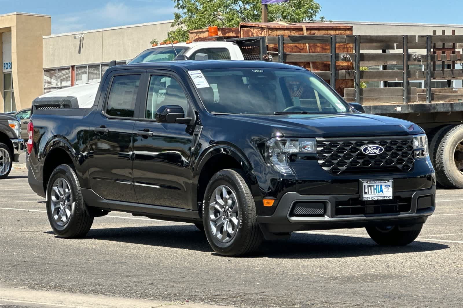 New 2026 Ford Maverick XLT w/ XLT Luxury Package FWD image 10