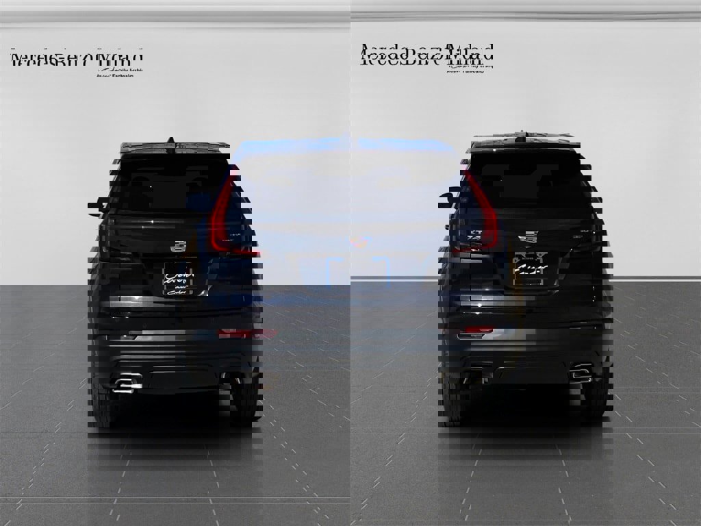 Used 2023 Cadillac XT4 Luxury w/ Cold Weather Package image 6