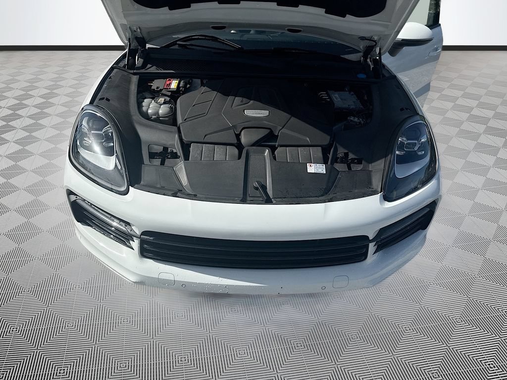 Used 2021 Porsche Cayenne AWD/4WD image 33