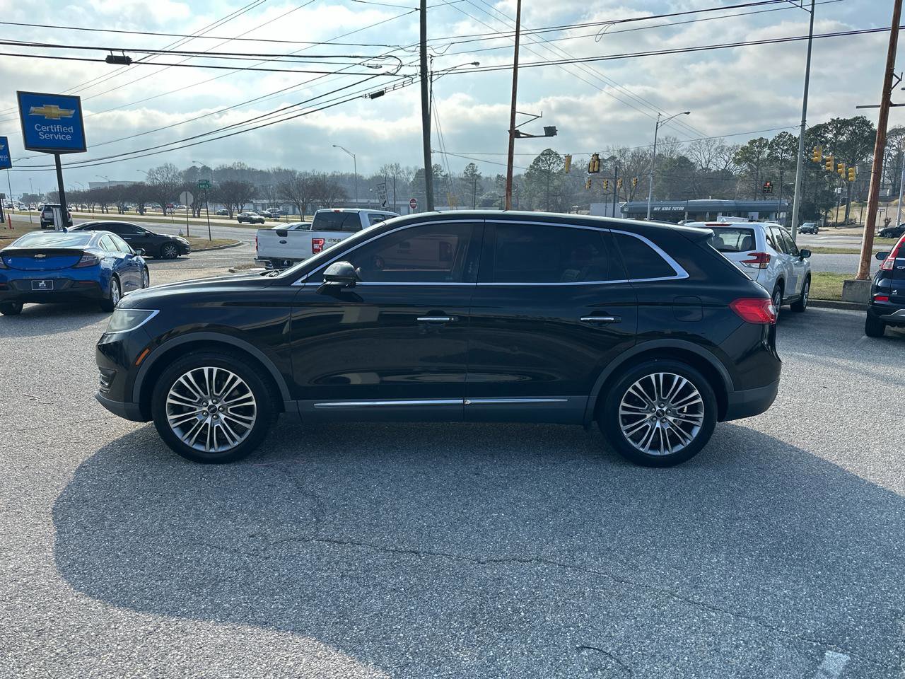 Used 2016 Lincoln MKX Reserve w/ Climate Package image 4