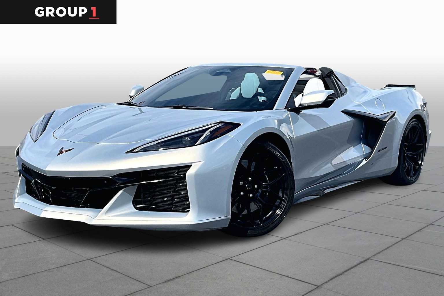 Used 2024 Chevrolet Corvette Z06 image 1