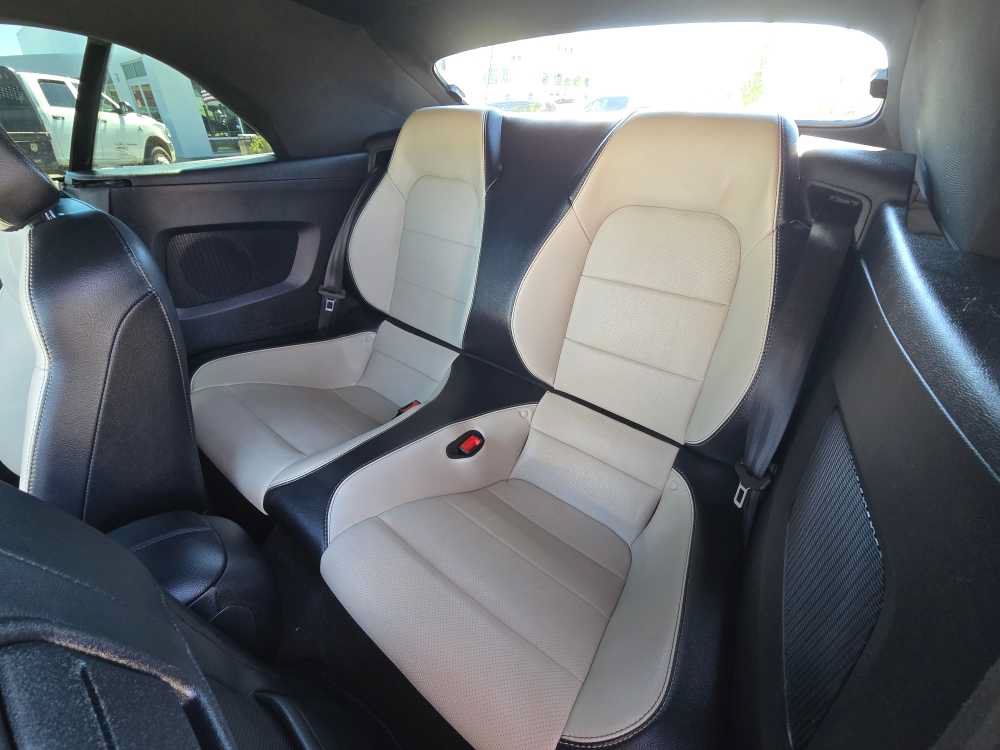 Used 2019 Ford Mustang Premium RWD image 15