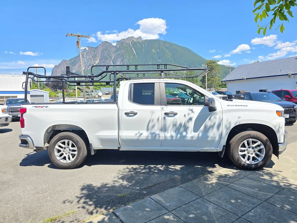 Used 2019 Chevrolet Silverado 1500 W/T w/ WT Convenience Package AWD/4WD image 4