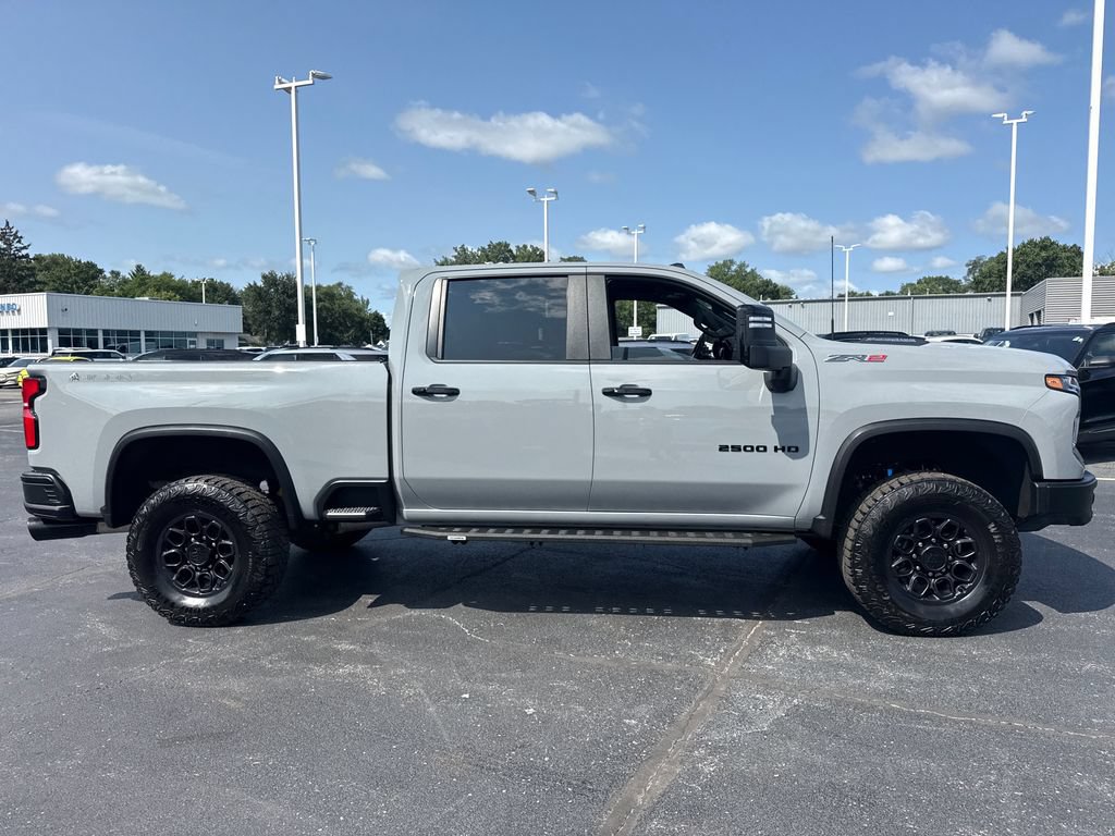 Used 2025 Chevrolet Silverado 2500 ZR2 w/ ZR2 Bison Edition AWD/4WD image 7