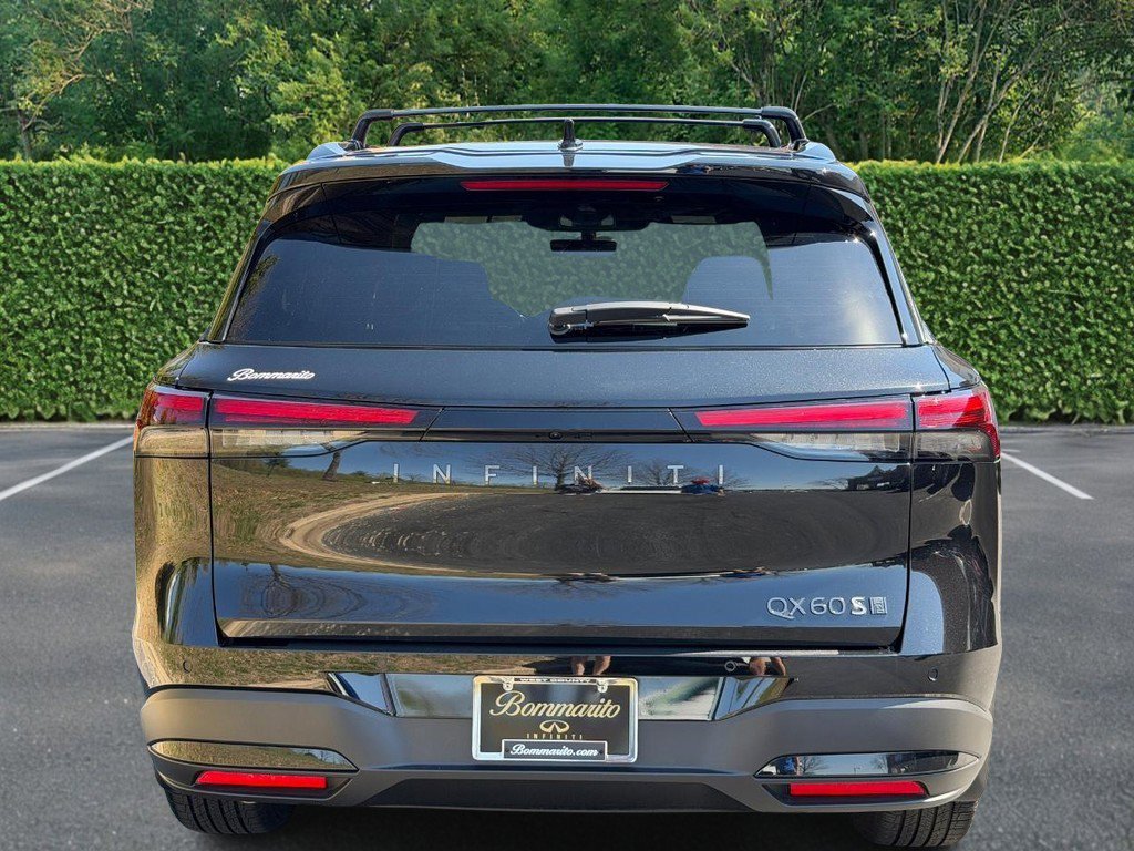 Used 2026 INFINITI QX60 Sport w/ Dark Cargo Package image 5