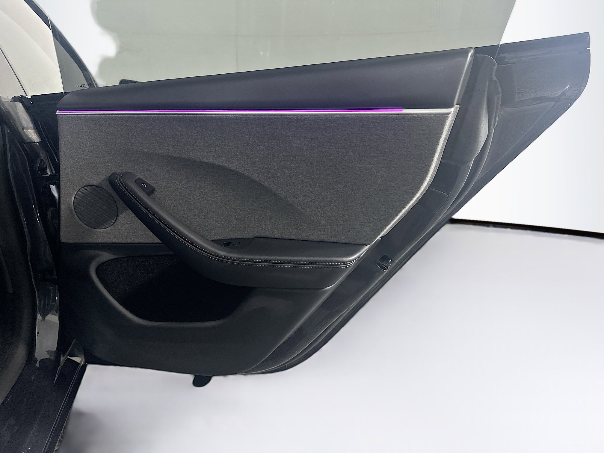 Used 2025 Tesla Model 3 Long Range RWD image 30